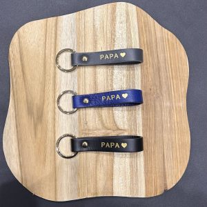 Porte-clés en cuir noir Papa