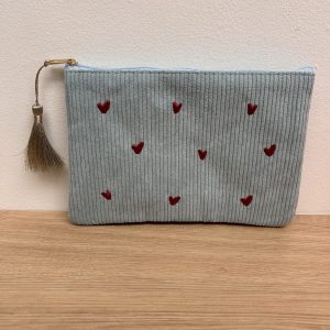 Trousse en velours côtelé cœurs bleu ciel
