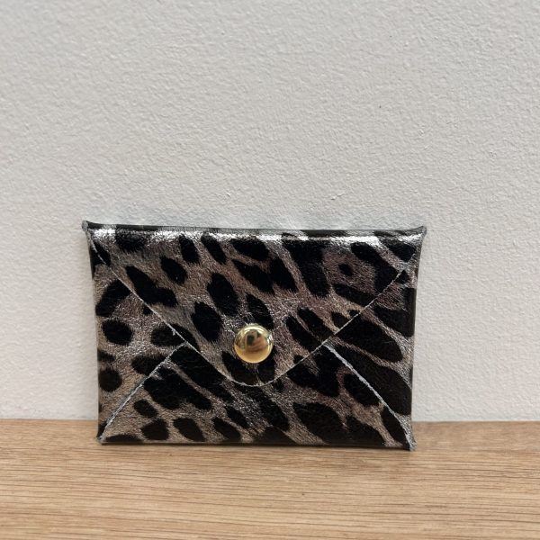 Pochette en cuir Léo print argent